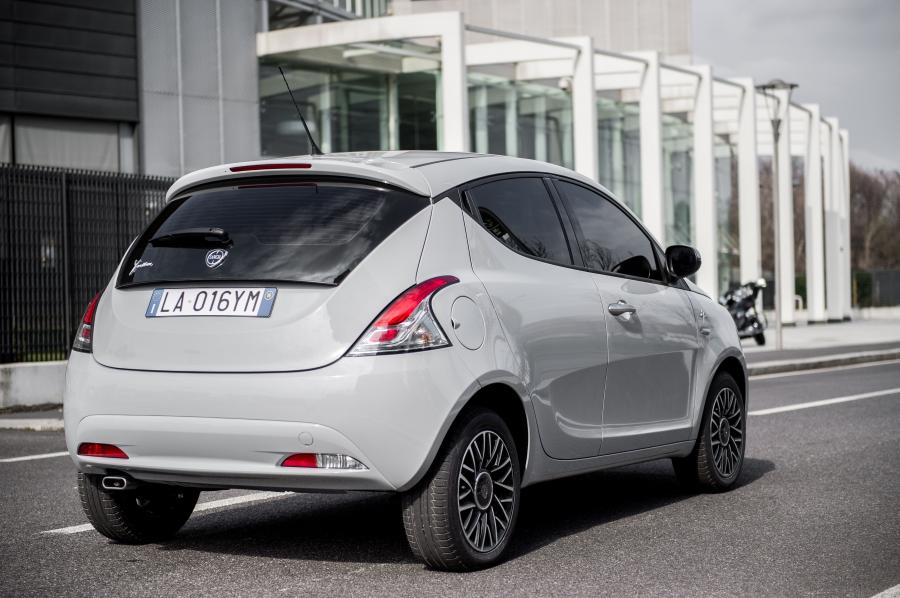  Lancia Ypsilon Mya (846) 2016 года  (фото 15 из 27)